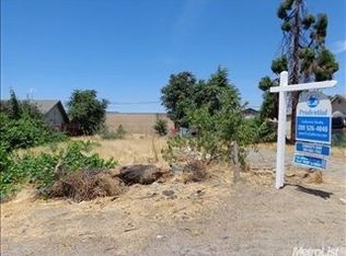 909 Atlantic Dr, Modesto, CA 95358
