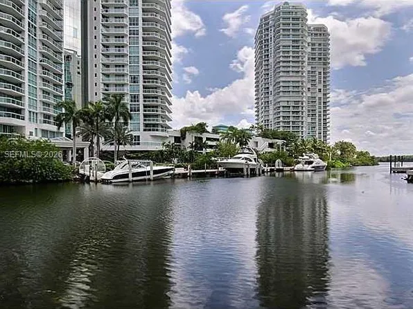 200 Sunny Isles Blvd, Sunny Isles Beach, FL