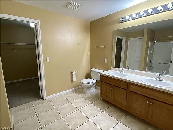 2nd image of 1447 SE 17th Ter