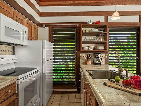 5th image of 2253 Poipu Rd #25