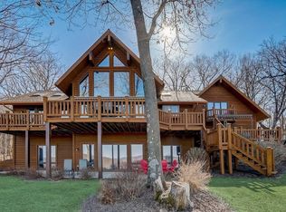 N3649 Bluff View Trl, Poynette, WI 53955