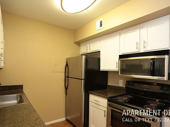 4th image of 8807 Monticello Dr #2811