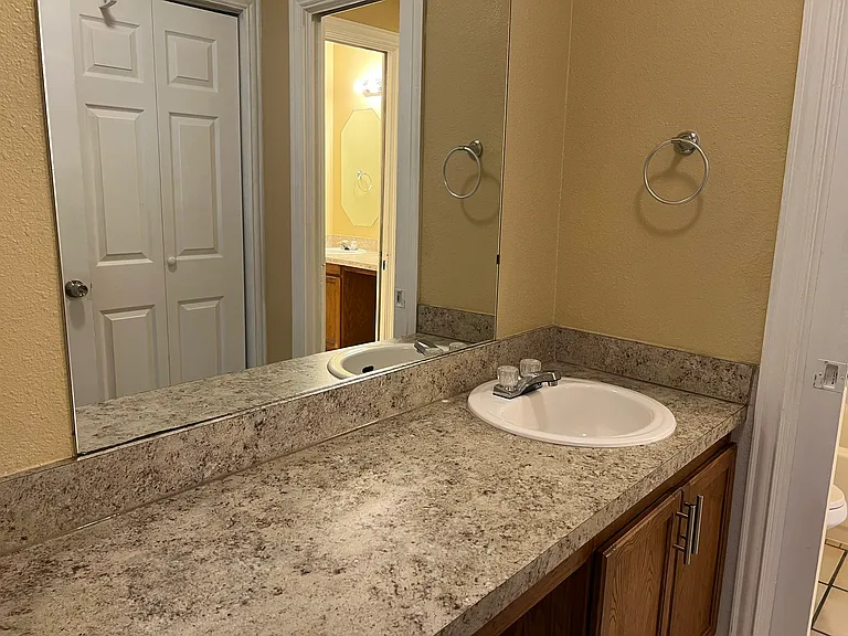 716 N Cooper St #2 — Photo 12