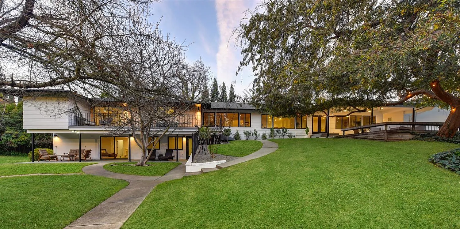 1031 Via Savona Ln photo 1