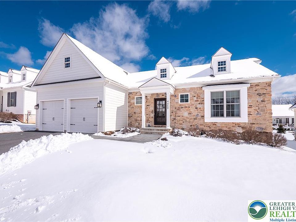 1st image of 4459 Old Saucon Rd