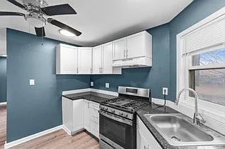 404 N Superior St #4 — Photo 3
