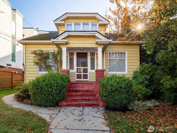 433 NE 73rd Street, Seattle, WA 98115