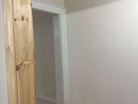 5th image of 155 Renner Ave #8