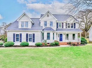 605 E Silverleaf St, Greer, SC 29650