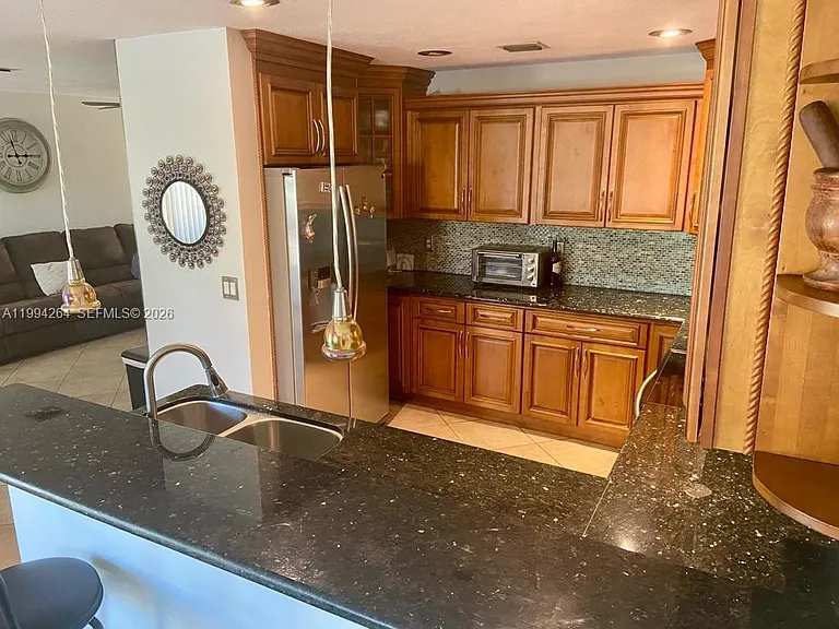 4046 Eastridge Dr — Photo 11