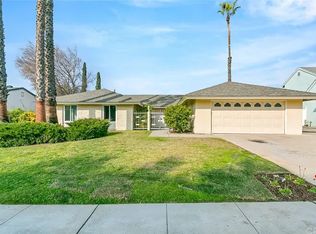 1054 Rolling Hills Dr, Corona, CA 92878