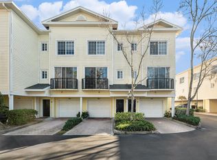 9813 Meadow Field Cir, Tampa, FL 33626