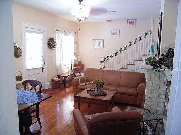 4th image of 924 8th St S