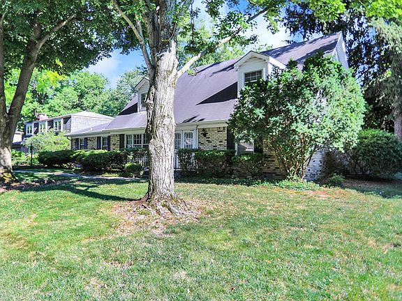 4th image of 4441 Cranbrook Dr