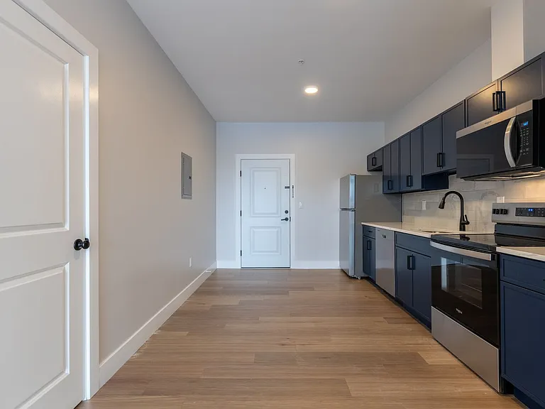 213 French St — Photo 12