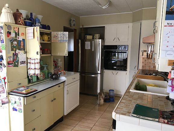 5th image of 705 E 2nd Ave