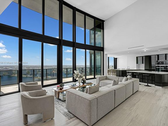 2nd image of 18555 Collins Ave APT 4803