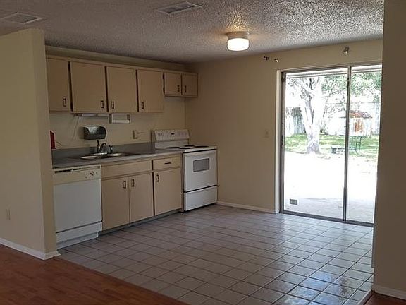 5th image of 3013 W Marlin Ave