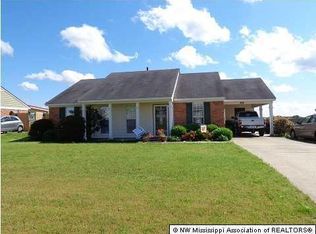 127 Muscadine Dr, Senatobia, MS 38668