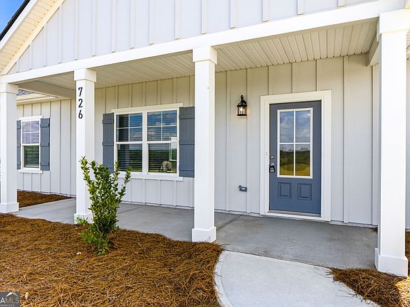 2nd image of 726 Primrose Cir