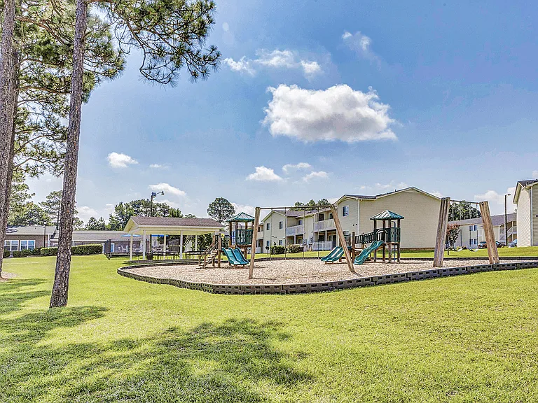 Patriot Point Apartment Homes — Photo 6