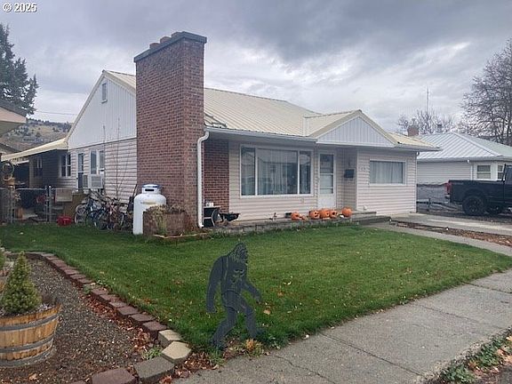 2nd image of 213 NW 4th Ave