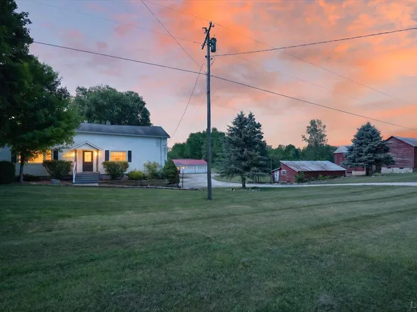 12931 Beecher Rd, Hudson, MI 49247