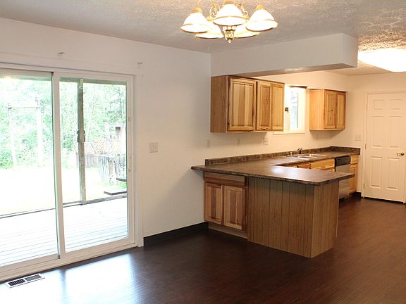 5th image of 21332 Settlers Dr #A