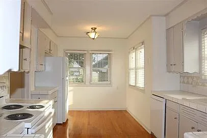 910 W York Ave — Photo 23