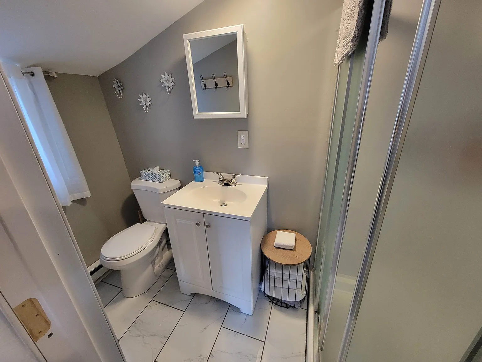 Studio, 499 sqft, $1,450 — Photo 3