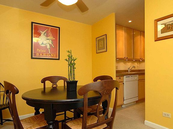 3rd image of 1200 N Vine St #2D