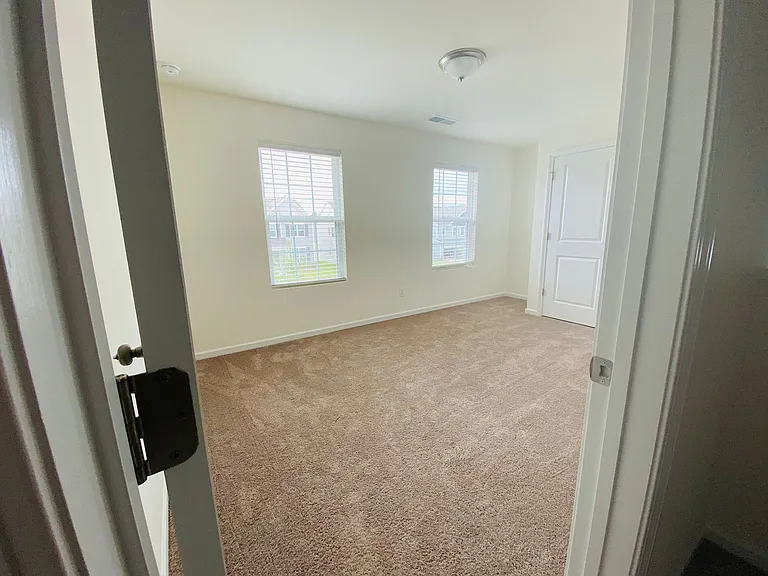 2897 Yeager Dr — Photo 25