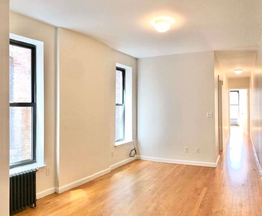 1st image of 329 W 35th St #5