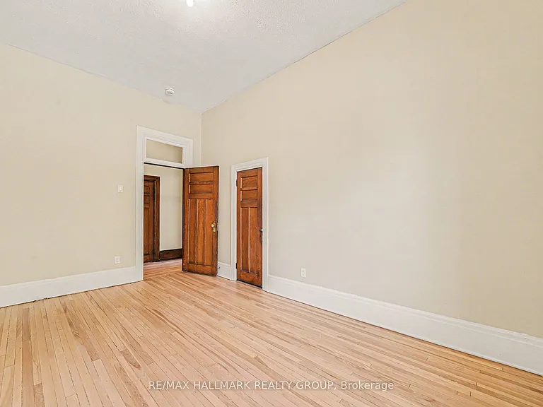 413 Elgin St #1 — Photo 19