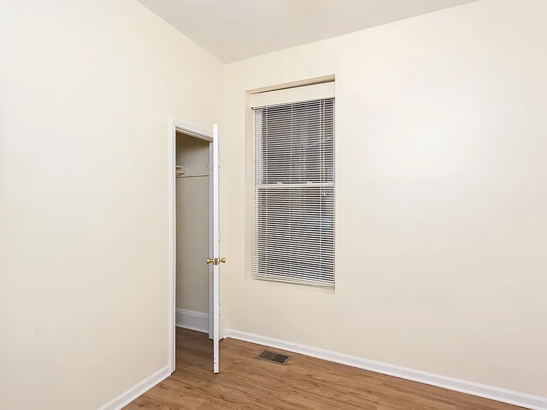 1310 N Artesian Ave #1R — Photo 23