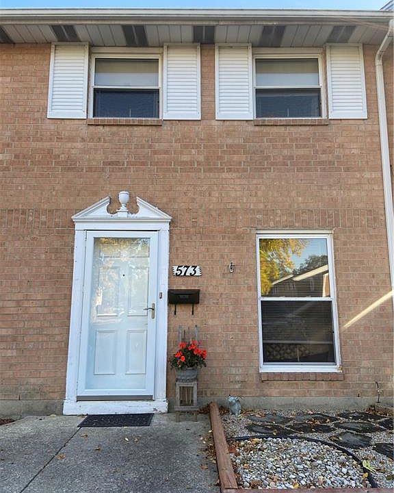 1st image of 573 Adrian Ct