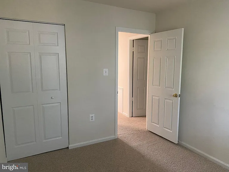 10175 Irongate Way — Photo 31