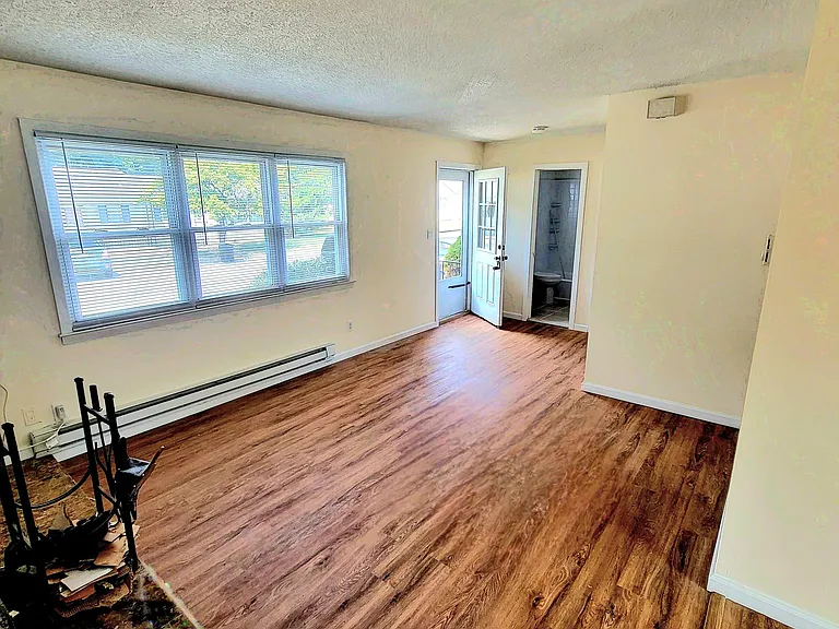 14 Primrose Ln #D — Photo 7