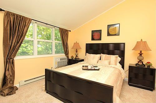 2nd image of 114 Claremont Gdns