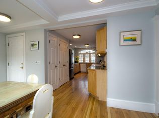 41 Westford Ave, Warwick, RI 02889