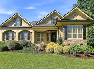 535 Apalachia Lake Dr, Fuquay Varina, NC 27526