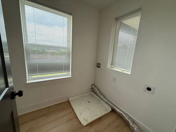 102 Duke St #3 — Photo 23
