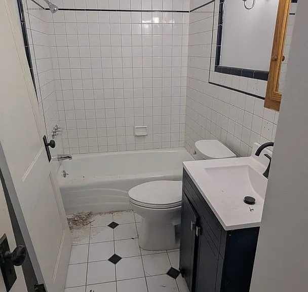 817 Western Ave — Photo 5