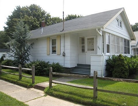 800 Knapp Place