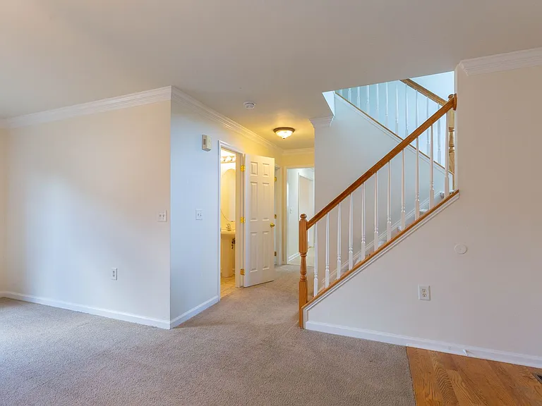 59 Stork Ln — Photo 6