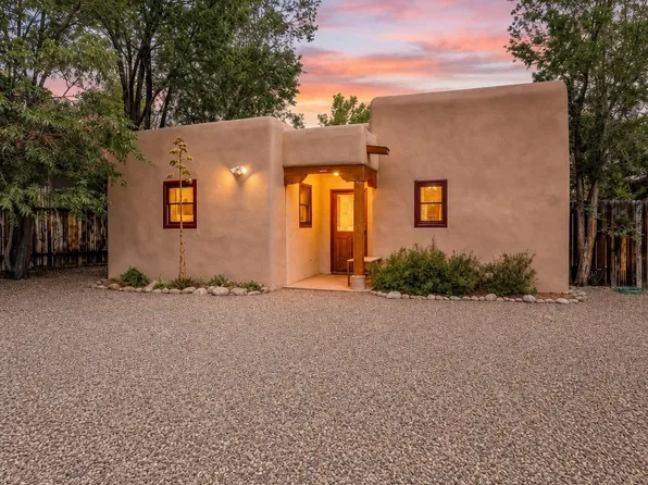 121 Bob St, Santa Fe, NM 87501