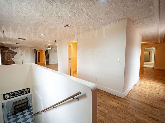 4th image of 215 W 4th Ave APT 1