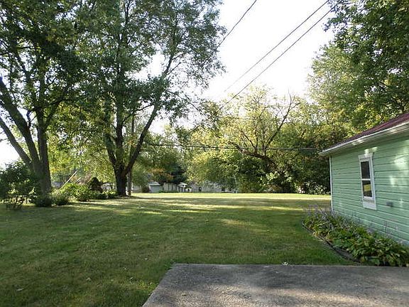 5th image of 145 Nashua St