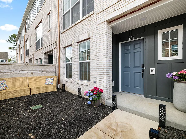 228 Limehouse Rd — Photo 9