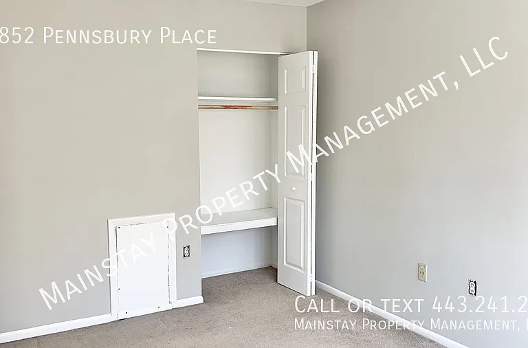 8852 Pennsbury Pl — Photo 17
